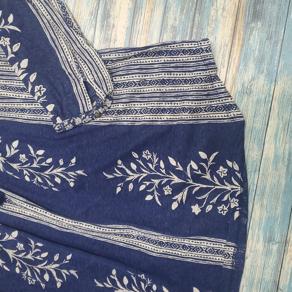 Lucky Brand Navy and White Patterned Top - Picture 3 of 7